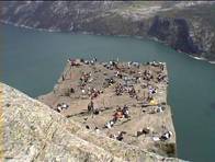 File
                    written by Adobe Photoshop� 4.0